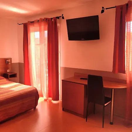 Szálloda De L'orb Bédarieux